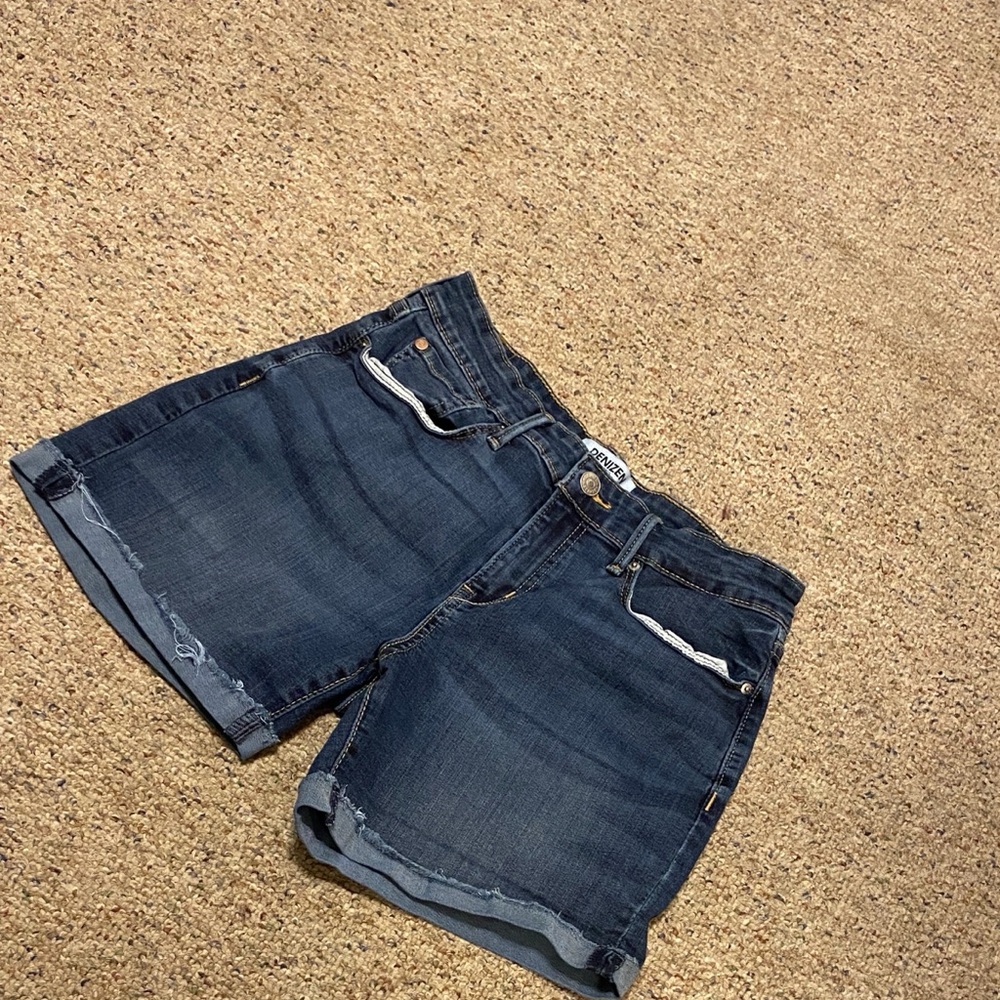 Denizen from Levi's Women's Dark Blue Jean Shorts - Picture 3 of 4